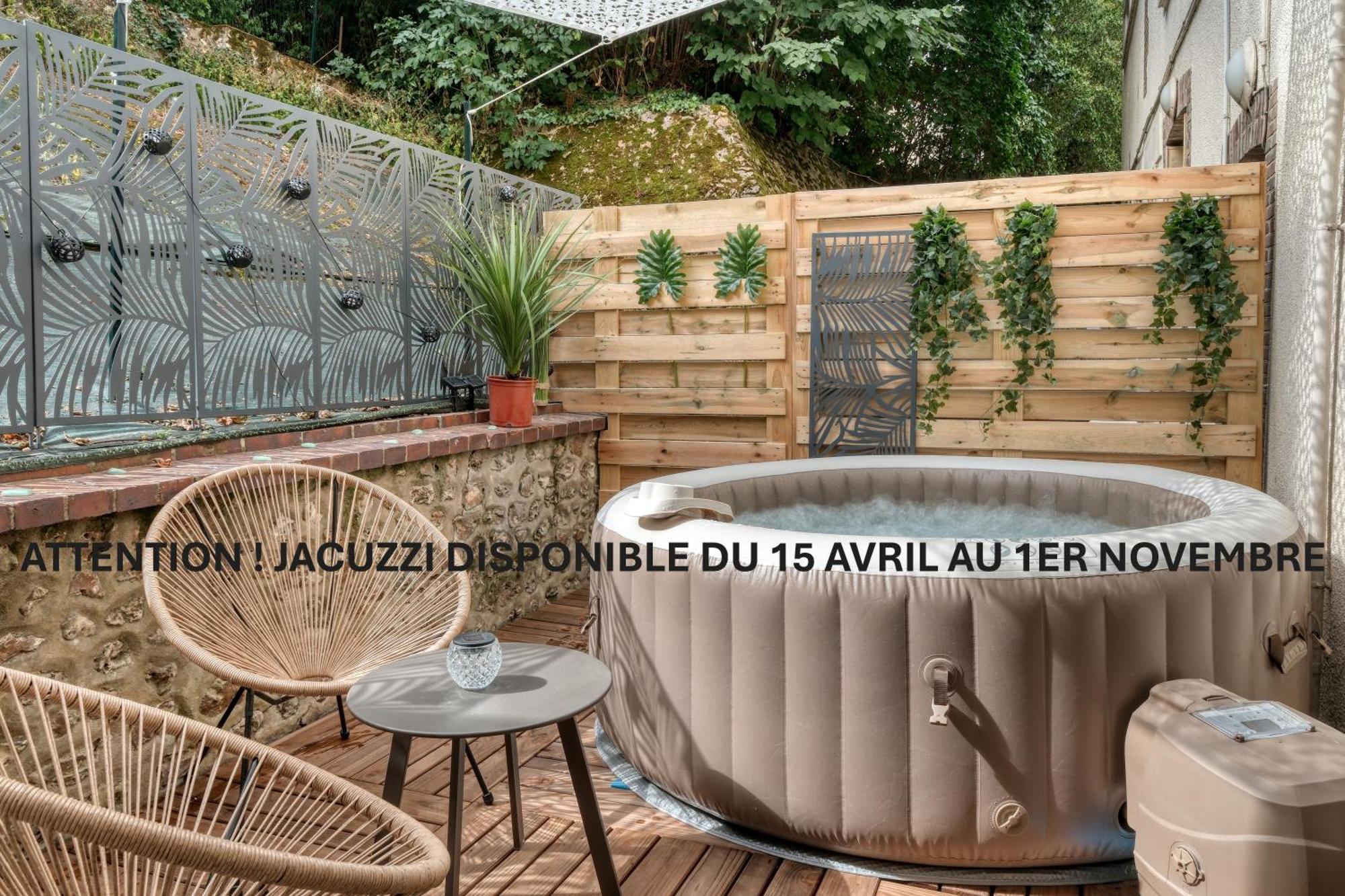 Ferienwohnung Superbe 2 Pieces Avec Jacuzzi Privatif Face Gare Proche Cathedrale Chartres Exterior foto